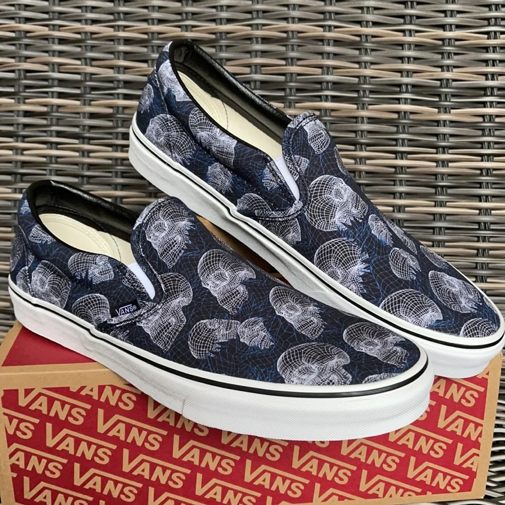 Vans Classic Slip-On Wireframe Skulls black/true White MENS - Picture 6 of 16